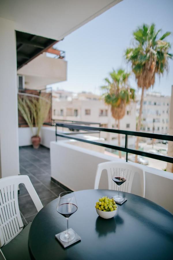 Lazaros Centre Apartment Larnaka Exterior foto